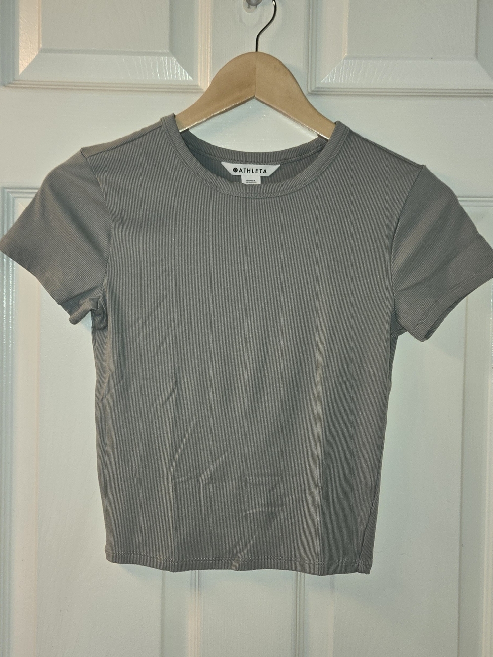Athleta Green Ribbed Cropped Short Sleeve Crew Tee